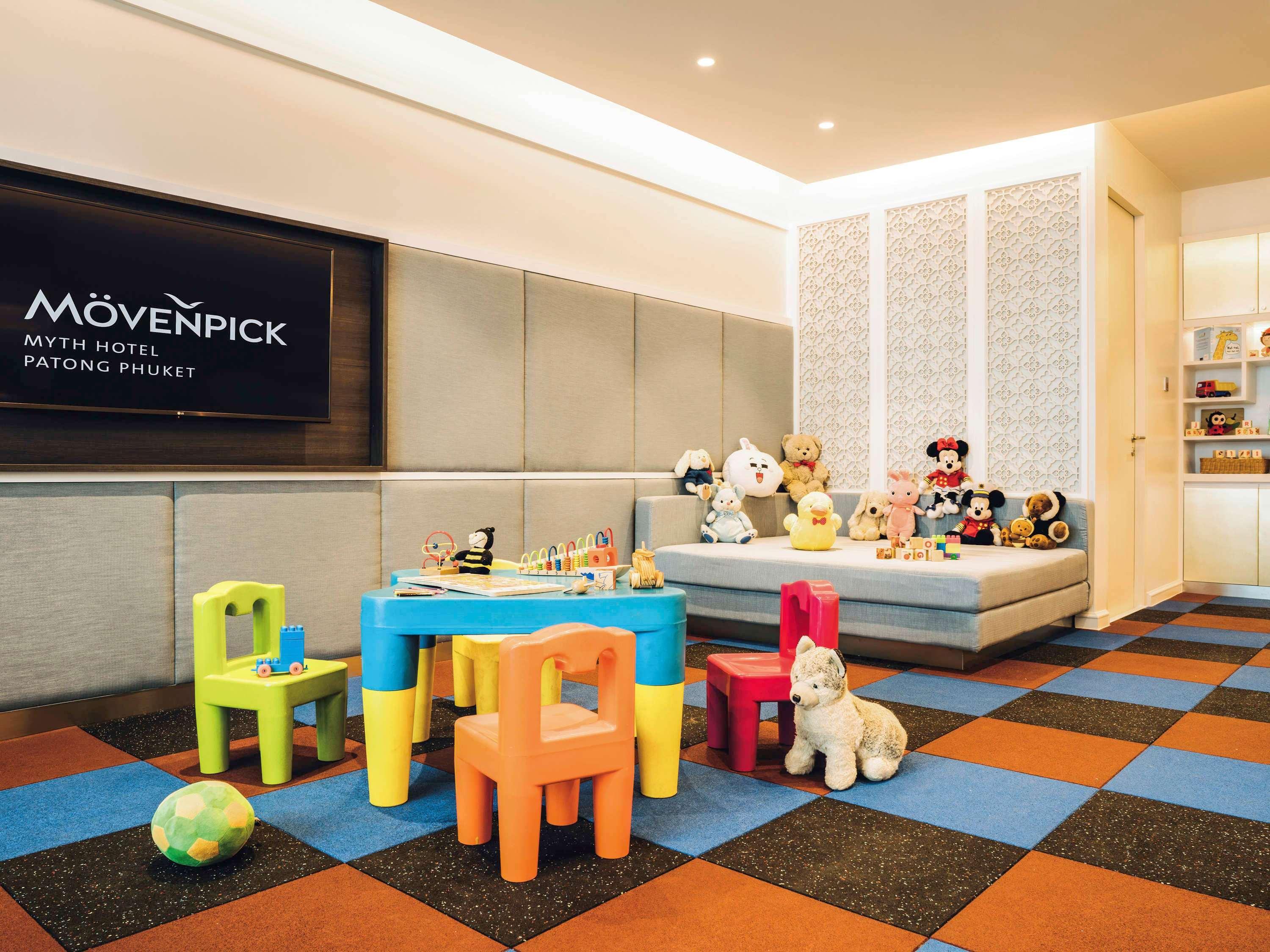 Moevenpick Myth Hotel Patong Phuket Esterno foto MVR Kids Club